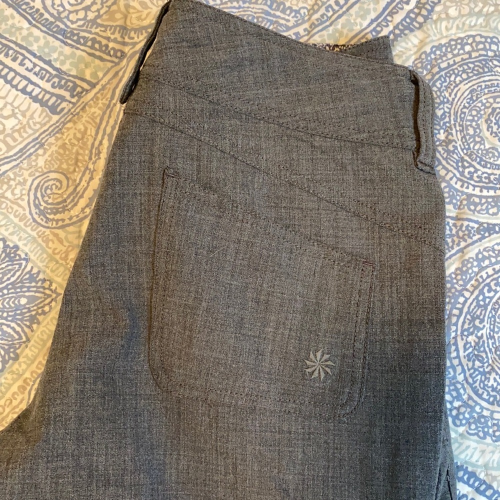 Athleta gray duster cargo pants size 4 wool blend